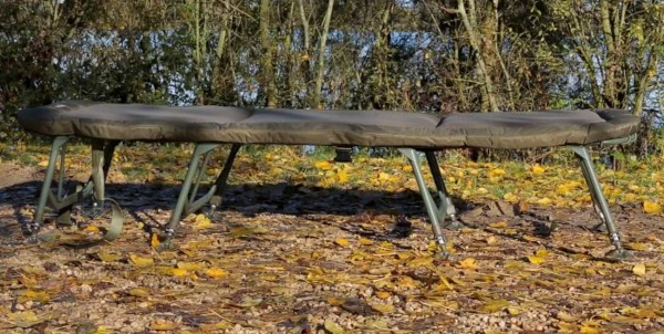 Trakker RLX 8 Leg Bed - Image 3